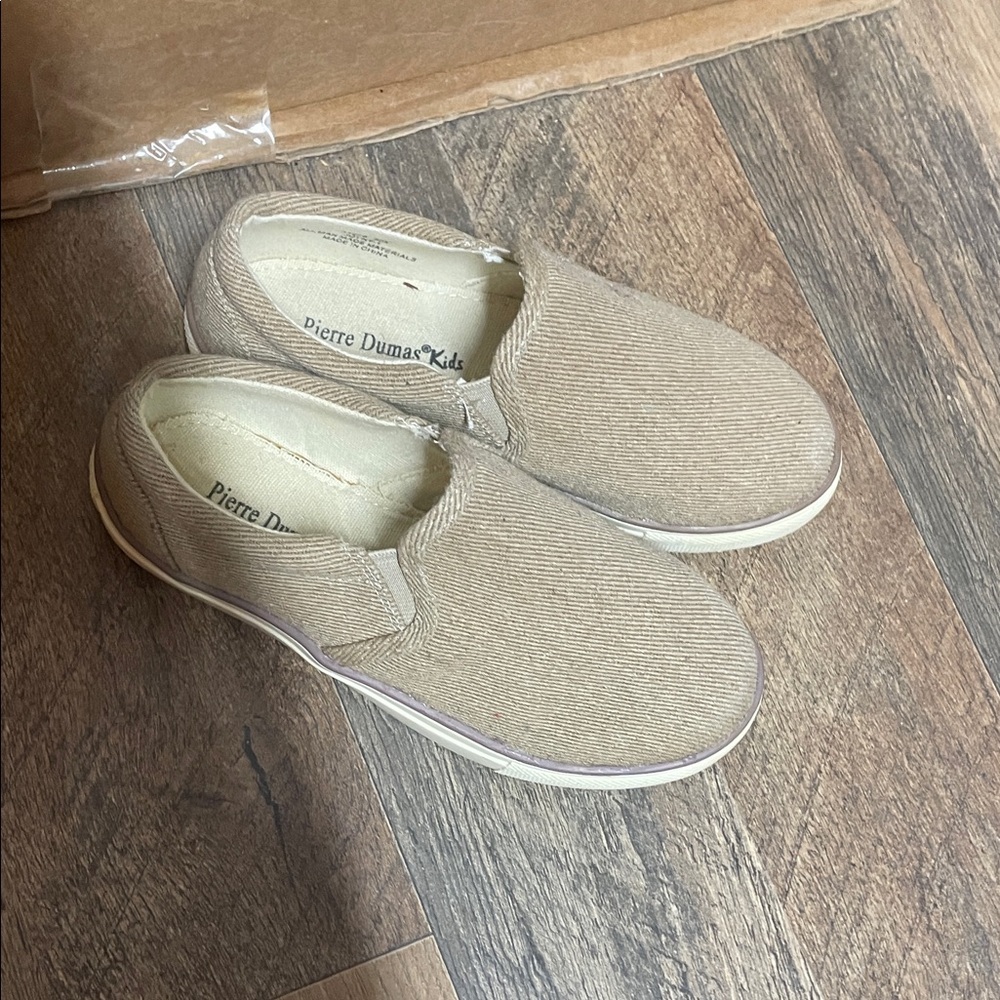 Pierre Dumas Beige Slip-On Sneakers